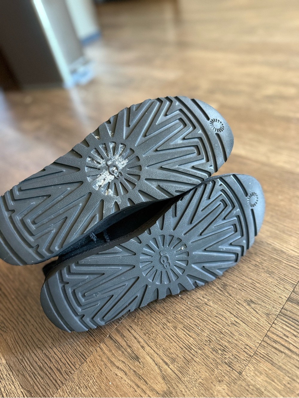 UGG Ultra Mini Ankle Booties Black - Picture 8 of 8